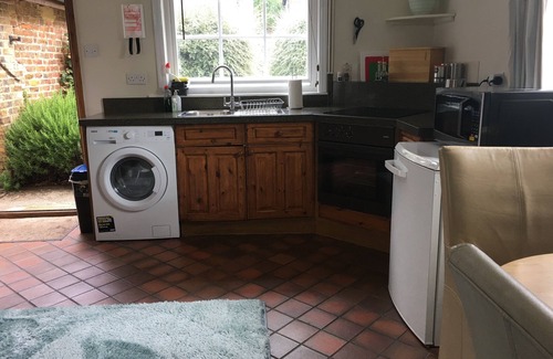 Manston Cottage | Well Cottage, a one bedroom self-catering holiday cottage all on one level.