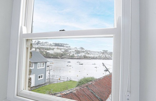 Polruan Cottage | Well Court - Two Bedroom Cottage, Sleeps 4