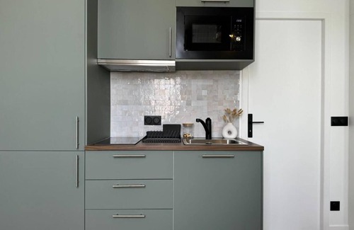 Republique–Point-du-Jour Apartment | Well-equipped apartment in a sought-after neighborhood