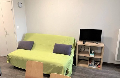 Perros-Guirec Apartment | Well equipped apartment 500m from the beach and shops in PERROS-GUIREC