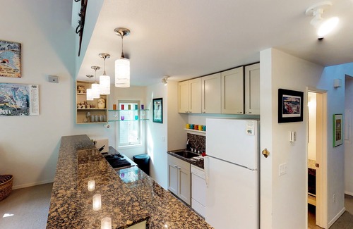 Alyeska Condo | Well-equipped condo with WiFi - great location near skiing