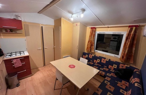Saint-Cheron House | Well-exposed mobile home with reversible air conditioning