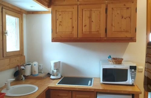 Val-d'Isere Apartment | Well-located Studio for 3, Ski-in/Ski-out, in the Heart of Val d'Isère
