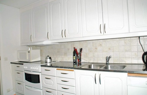 Molndal House | Well maintained house in quiet in the beautiful villa area of Mölndal.