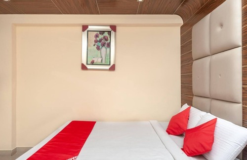 Tirupati Hotel | Well-maintenance Rooms in Tirupati