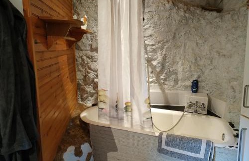 Skoutari House | Wellanidia Cottage Skoutari
