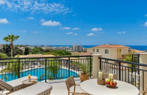 Chlorakas Hotel | WellClub - Family Wellness & Seaview Suites