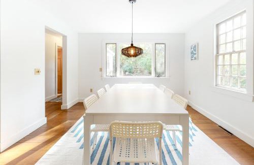 Wellfleet House | Wellfleet Harbor Hideaway