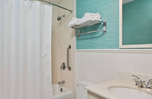 Wellfleet Hotel | Wellfleet Motel and Lodge
