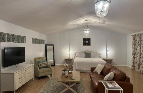 Wellington House | Wellington Guest Suite
