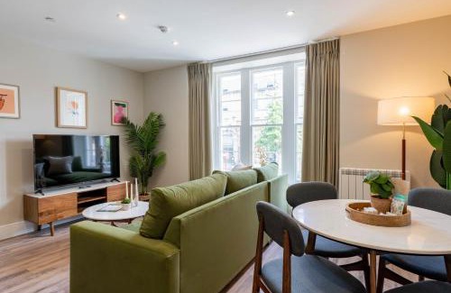 Bristol Apartment | Wellington Place I Your Apartment