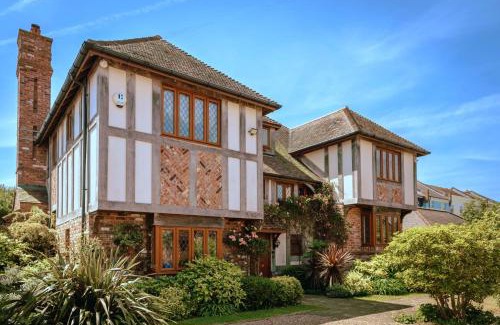 Eastbourne Villa | Wellington Quay
