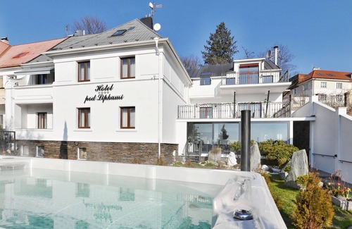 Prague 5 Hotel | Wellness & Spa boutique Hotel pod Lipkami