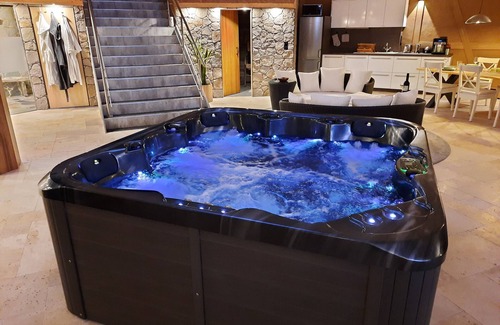 Freital Apartment | Wellness-Speicher vacation apartment with sauna, whirlpool, breakfast and more