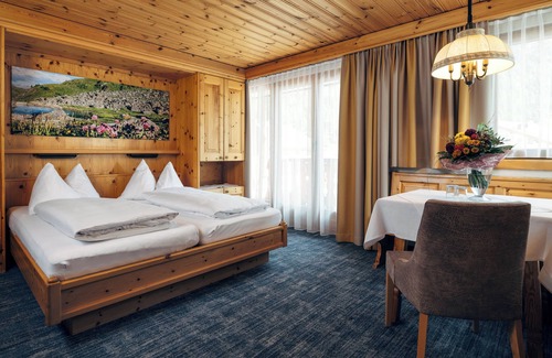Ravaisch Hotel | Wellnesshote Engadin