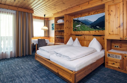 Ravaisch Hotel | Wellnesshote Engadin