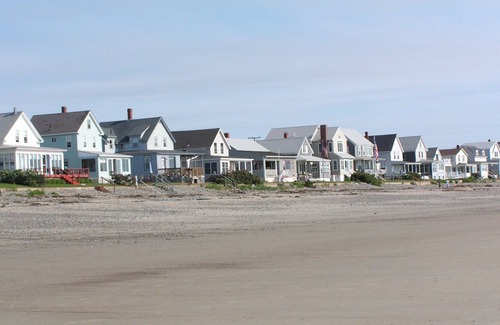 Wells Beach House | Wells Beach Oceanfront fully renovated beach house