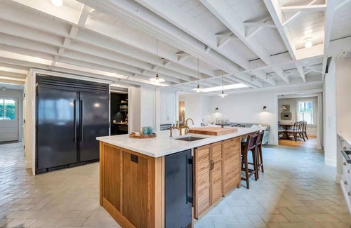 Amagansett House | Wells Villa by Rove Travel - Family Home with Pool & Sauna