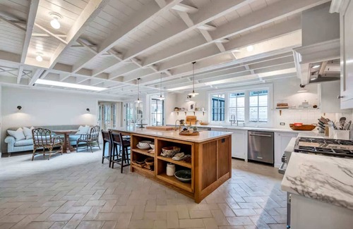 Amagansett House | Wells Villa by Rove Travel - Family Home with Pool & Sauna