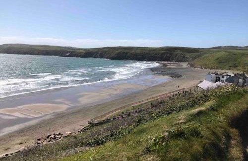 Rhoshirwaun House | Welsh Cottage - Aberdaron