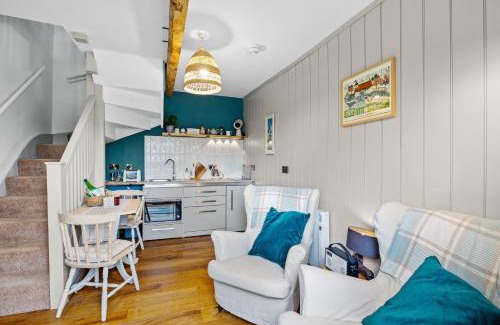 Ledbury House | Welsh Cottage