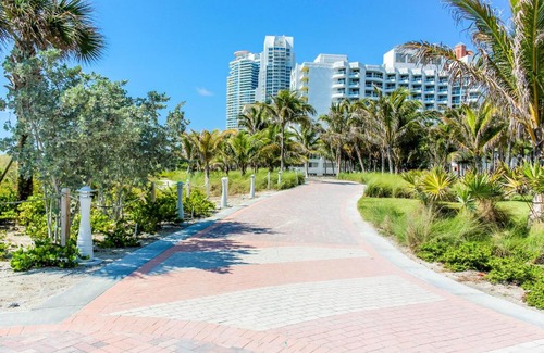 North Beach Apartment | Welworth condo units Miami Beach