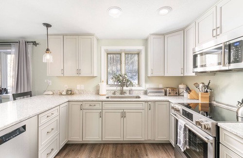 Jackson Condo | Wentworth Condo on Jackson’s XC ski trails, close to Attitash, Wildcat, Cranmore