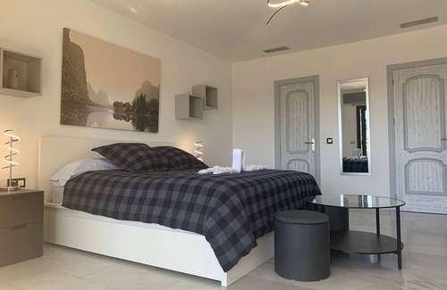 Benalmadena Costa Ski Chalet | Wentworth Golf Village