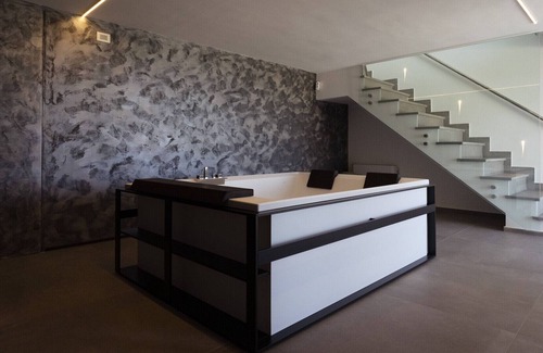 Turi Villa | WePuglia-Villa Resta, villa w/pool, hot tub, sauna