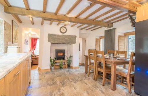 Betws-Y-Coed House | Wern-Fawr