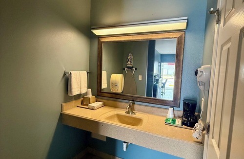Weslaco Hotel | Weslaco Inn