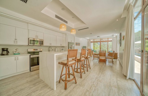 Antoneys Cay Condo | West Bay Beach Golf Villa 125 with private pool