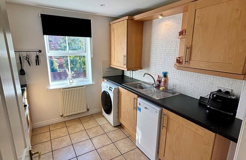 West Bridgford Apartment | West Bridgford luxury Balcony Apartmentn5 minutes to Nottingham Forest ground.