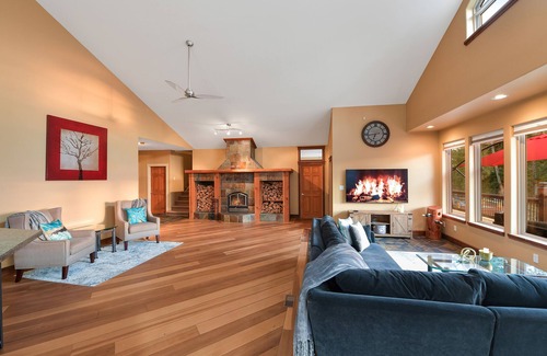 Sooke House | West Coast Ocean View Estate