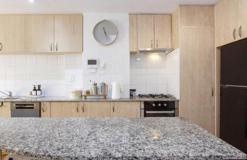 Fremantle Apartment | West End Courtyard Retreat