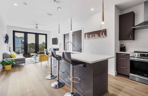 West End Condo | West End Getaway for 5 w/Pool!