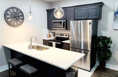 Winston - Salem Apartment | West End Jewel on Sunset