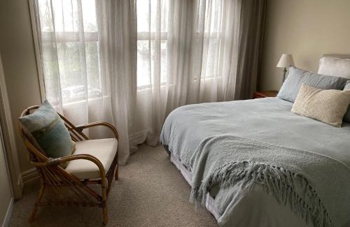 New Plymouth CBD Apartment | West End Precinct 2 Bedroom Apartment close to walkway and ocean