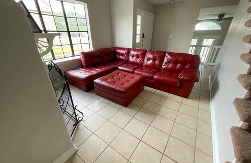 West End House | West End Suiteside
