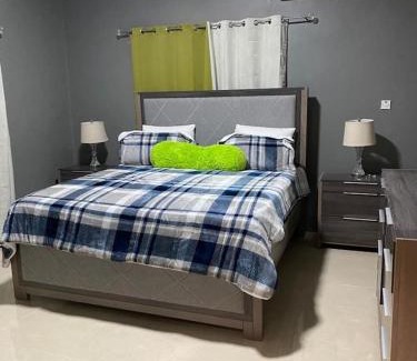 West Gate Hills Apartment | West Gates Get Away