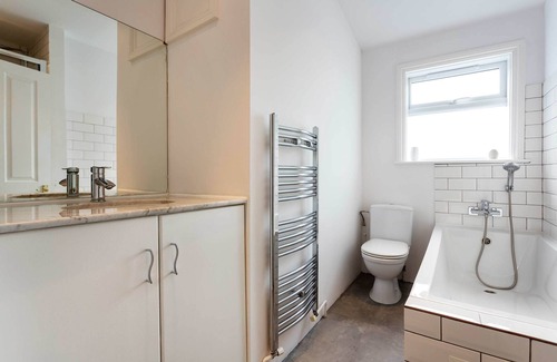 West Hampstead House | West Hampstead Comfort, by Veeve