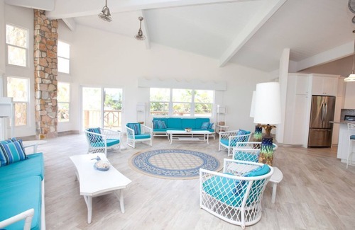 Great Exuma House | West House: 2BR House w/Beach & Private Deck
