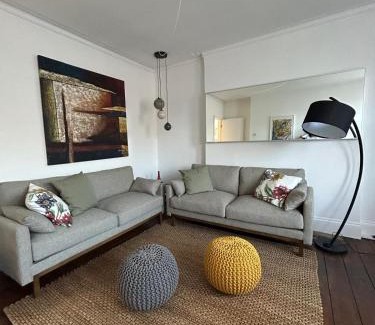 West Kensington Apartment | West Kensington 2Bed Flat