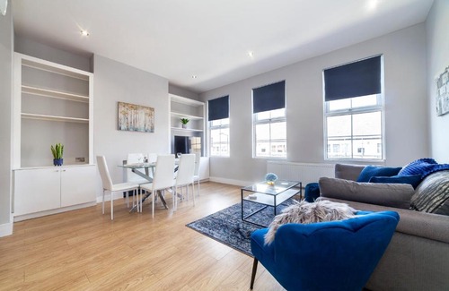 Fulham Broadway Apartment | West Kensington