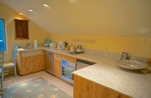Ketchum House | West Ketchum Sun Valley French Cottage - 5 Blocks to Main Street