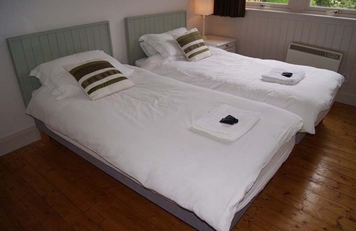 Kingsbarns Cabin | West Kilduncan - a country house that sleeps 6 guests in 3 bedrooms