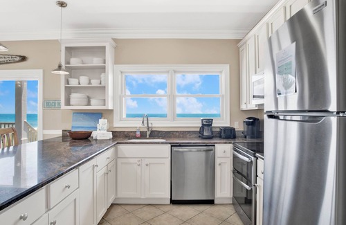 Parasol West House | West of Eden East - 6 Bedroom Luxury Beachfront home with Heated Pool, sleeps 18
