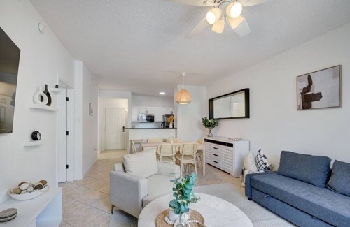 Downtown West Palm Beach Condo | West Palm Beach Condo Apartment at City Place/Courtyards