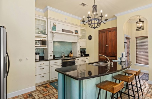 Summer Breeze House | West PCB Upscale Home w/Splash Pool SUPER Close to Beach & Golf Cart