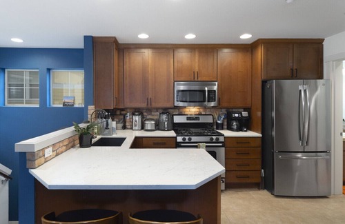 High Point House | West Seattle 1BR Townhome Business & Leisure Stays